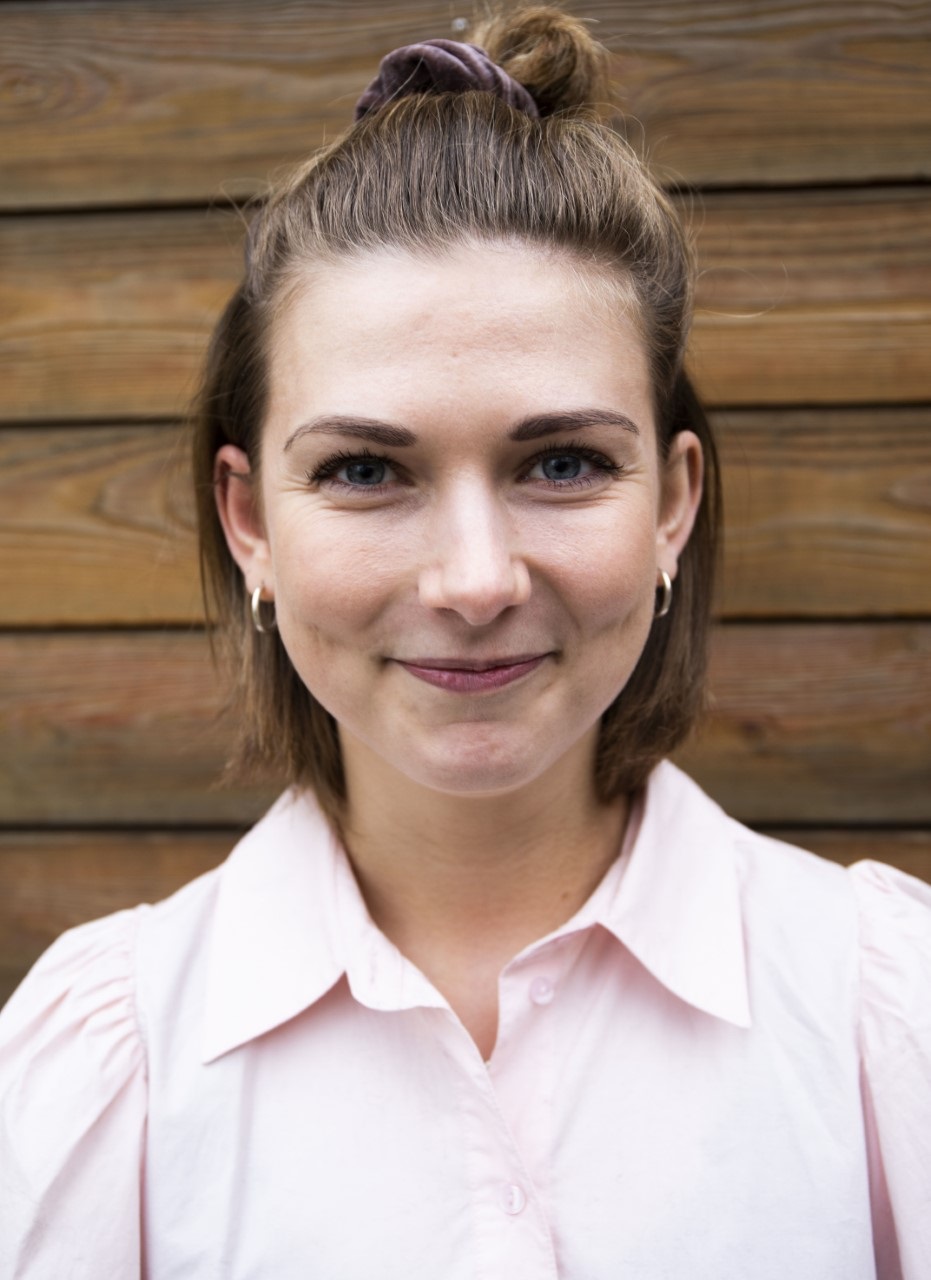Jeg blev forleden kontaktet af Emma, som er journaliststuderende. Hun havde fået til opgave at skrive om Trige, og valget var faldet på vores b&b. Et hyggeligt møde hvor Emma stillede spørgsmål til vores sted og senere fik en rundvisning. Spændende at se hvad hun får ud af det? Tak for besøget, Emma!